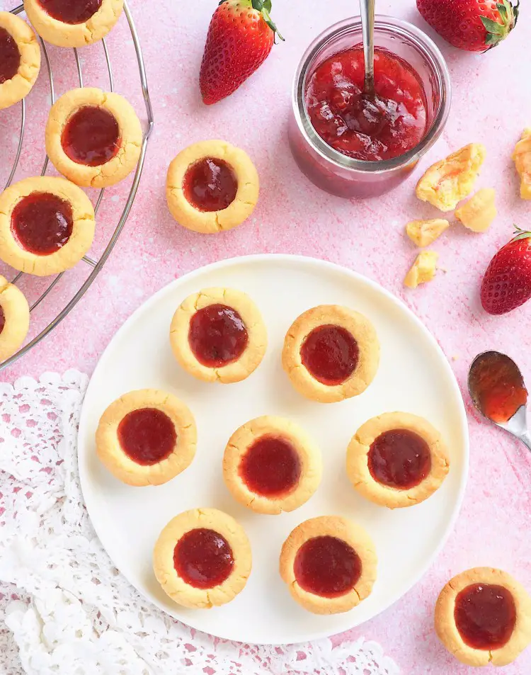 biscuits sablés à la confiture