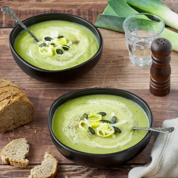 Velouté de poireaux et pommes de terre