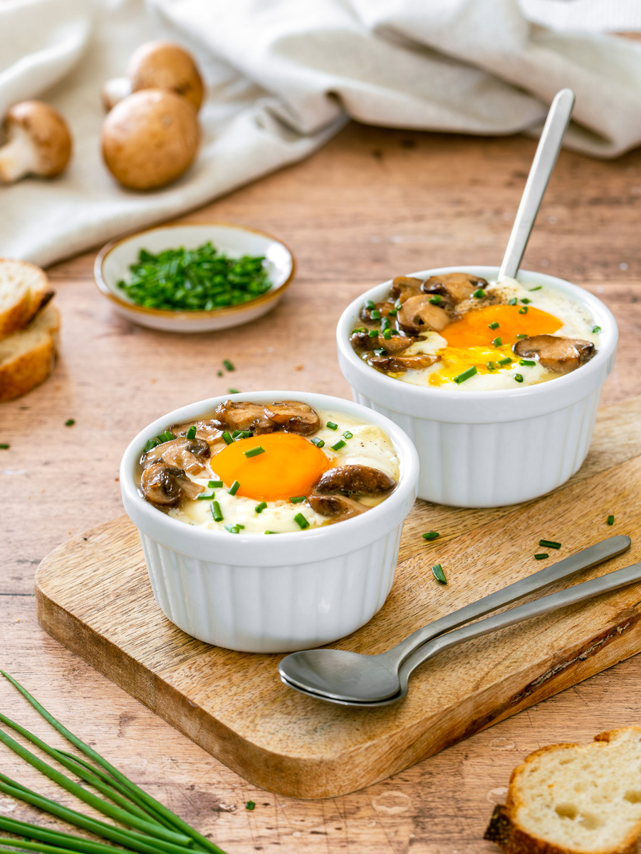 Oeufs cocotte au four : recette et astuces